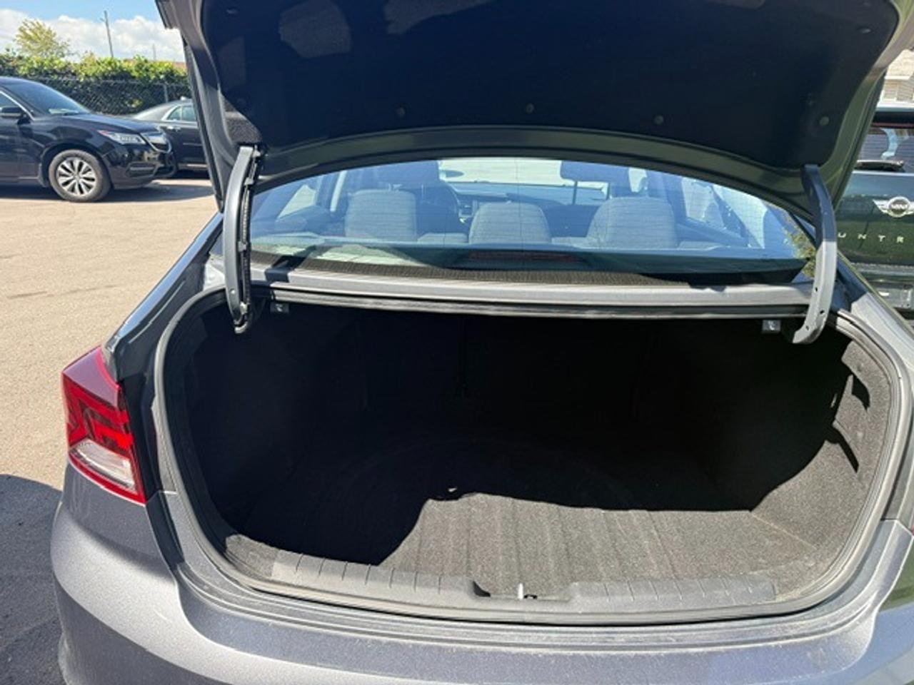 2019 Hyundai Elantra SEL Photo
