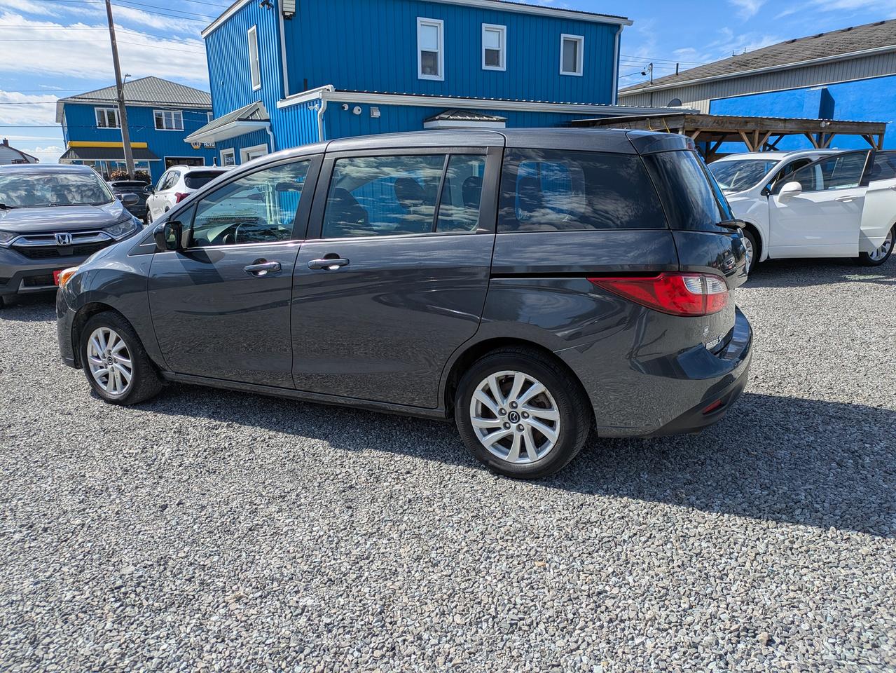 2015 Mazda MAZDA5 4dr Wgn Man Photo2