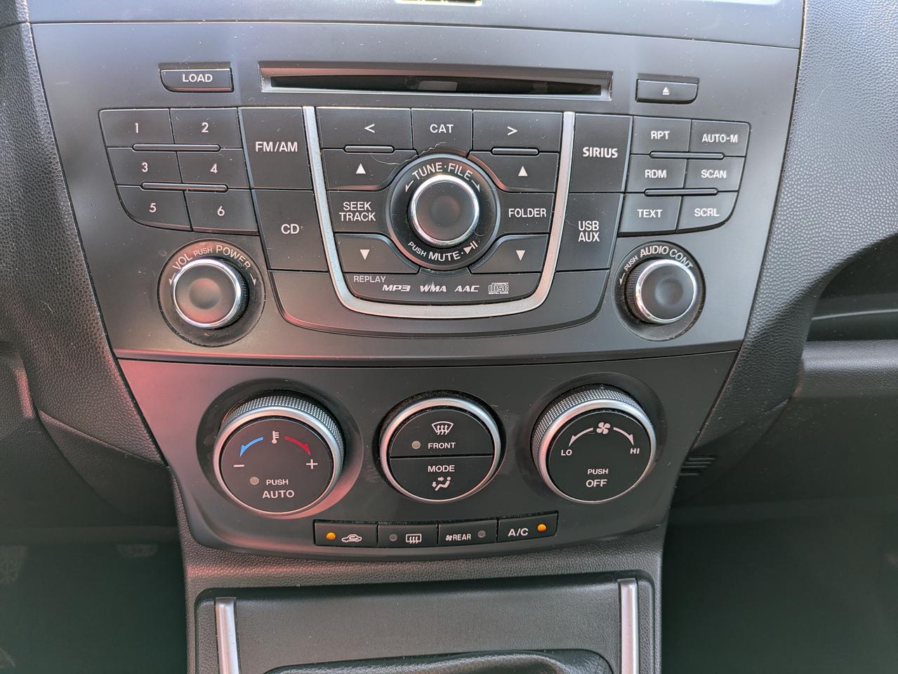 2015 Mazda MAZDA5 4dr Wgn Man Photo