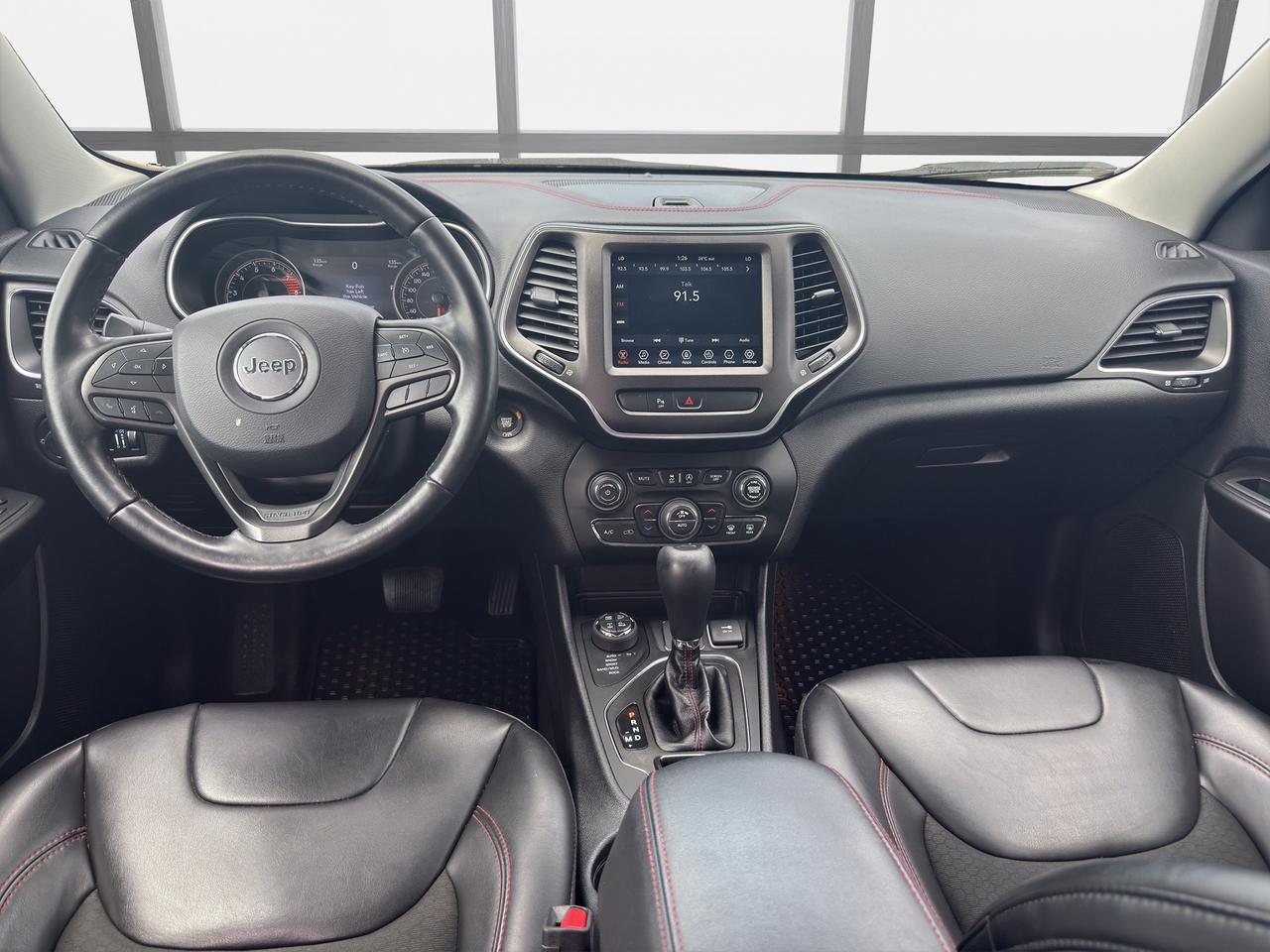 2021 Jeep Cherokee Trailhawk Photo