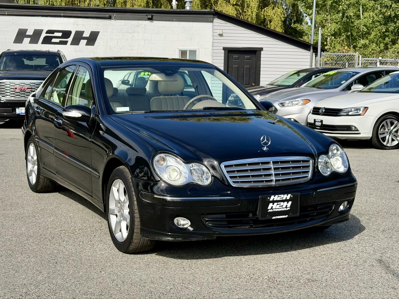 2007 Mercedes-Benz C-Class FINANCING AVAILABLE Photo3