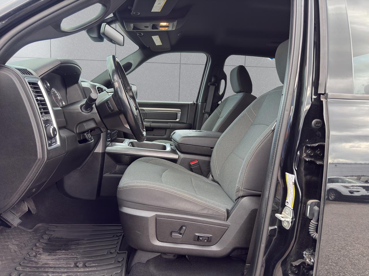 2022 RAM 1500 Classic WARLOCK Photo