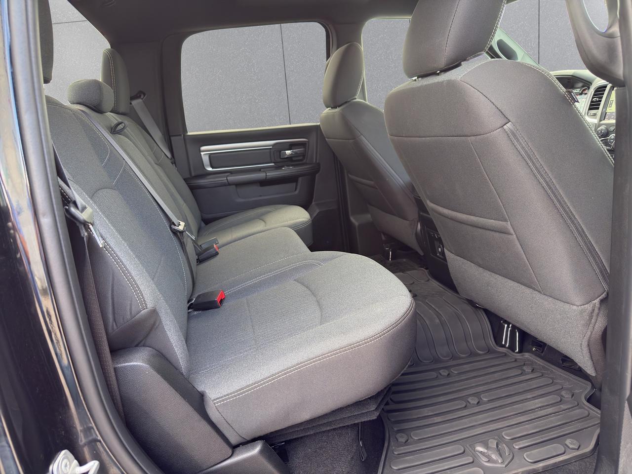 2022 RAM 1500 Classic WARLOCK Photo