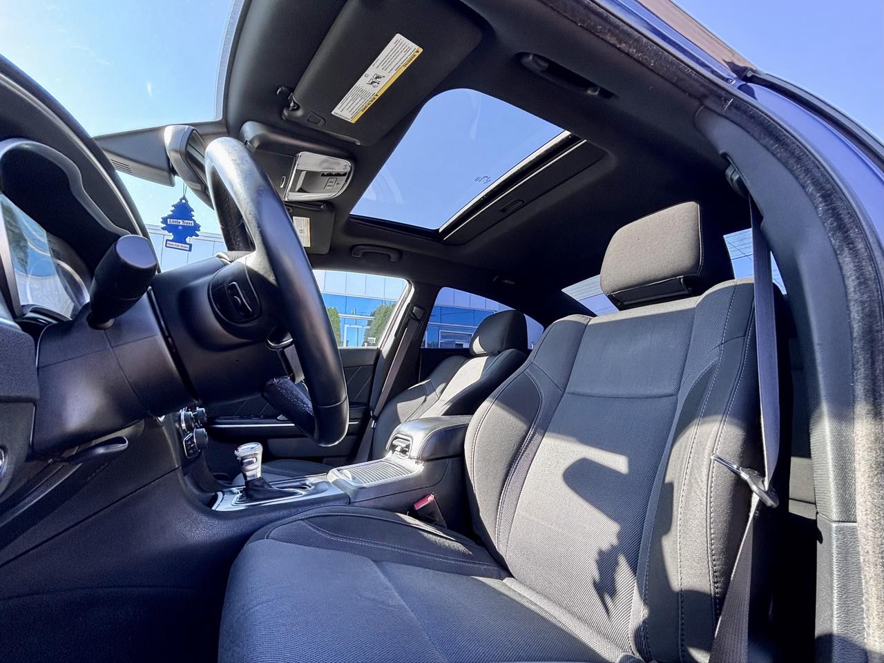 2016 Dodge Charger FINANCING AVAILABLE Photo9