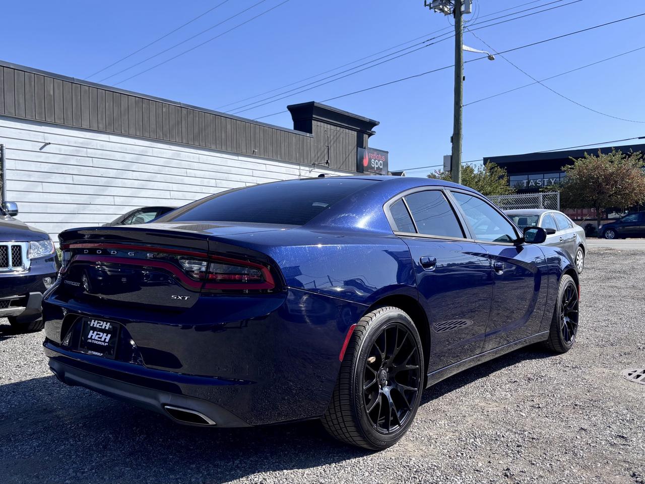 2016 Dodge Charger FINANCING AVAILABLE Photo5