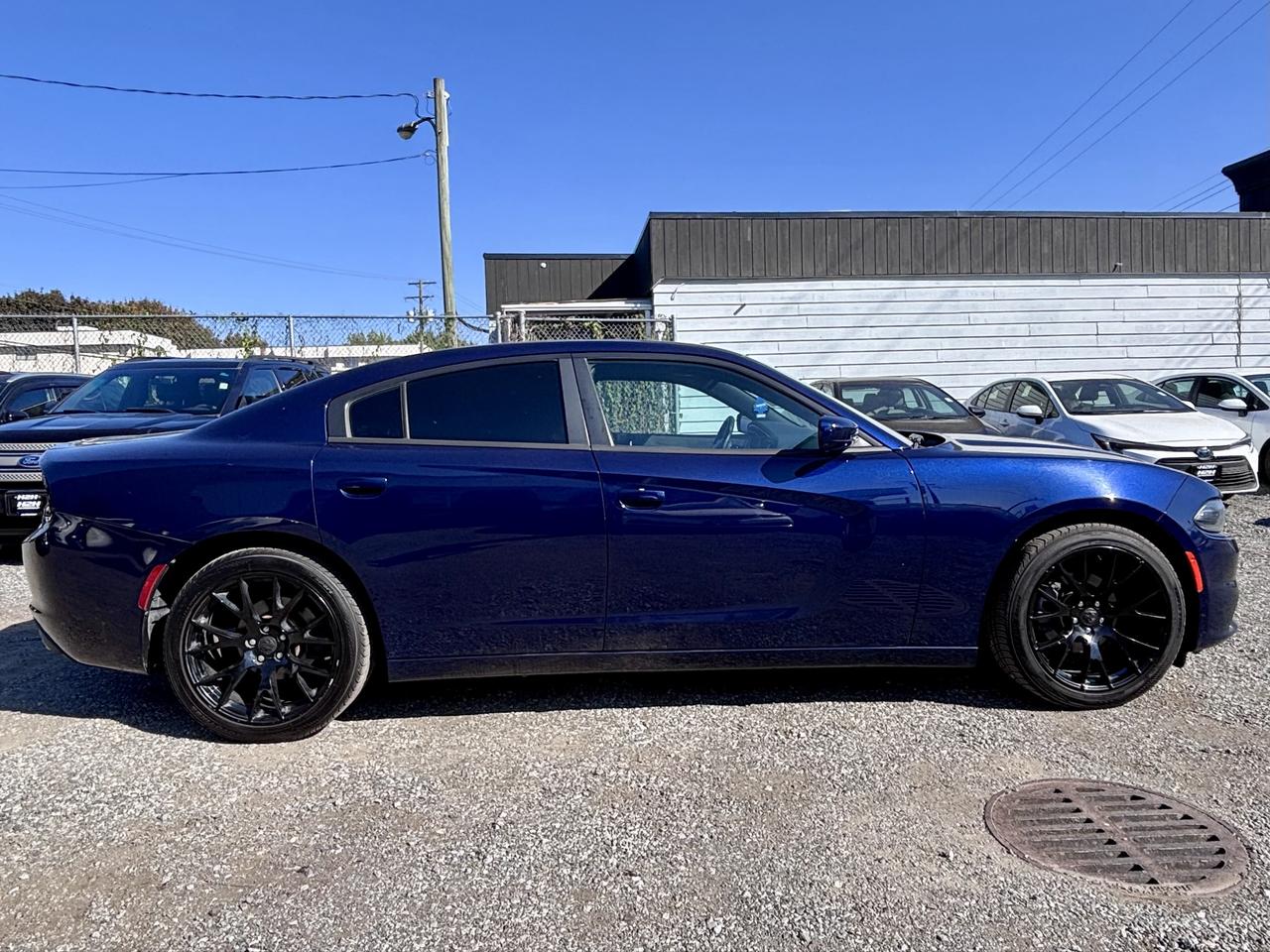 2016 Dodge Charger FINANCING AVAILABLE Photo4