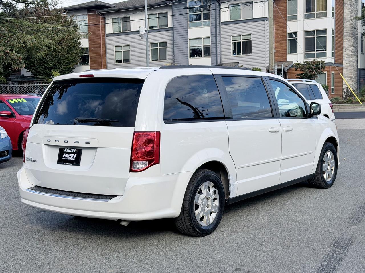 2011 Dodge Grand Caravan FINANCING AVAILABLE Photo5