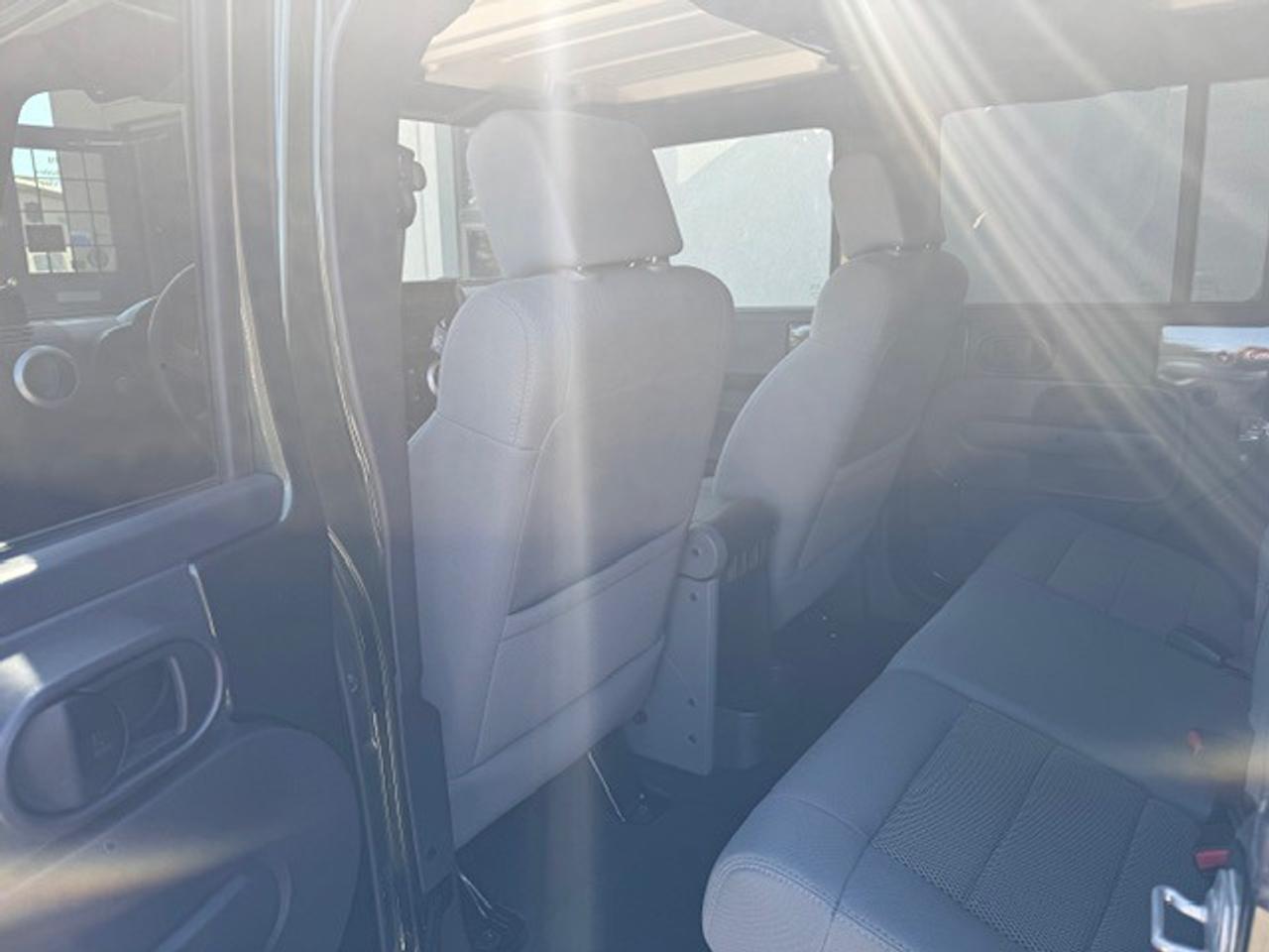 2009 Jeep Wrangler 4WD 4DR SAHARA Photo