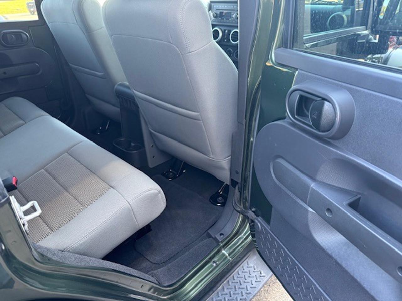 2009 Jeep Wrangler 4WD 4DR SAHARA Photo