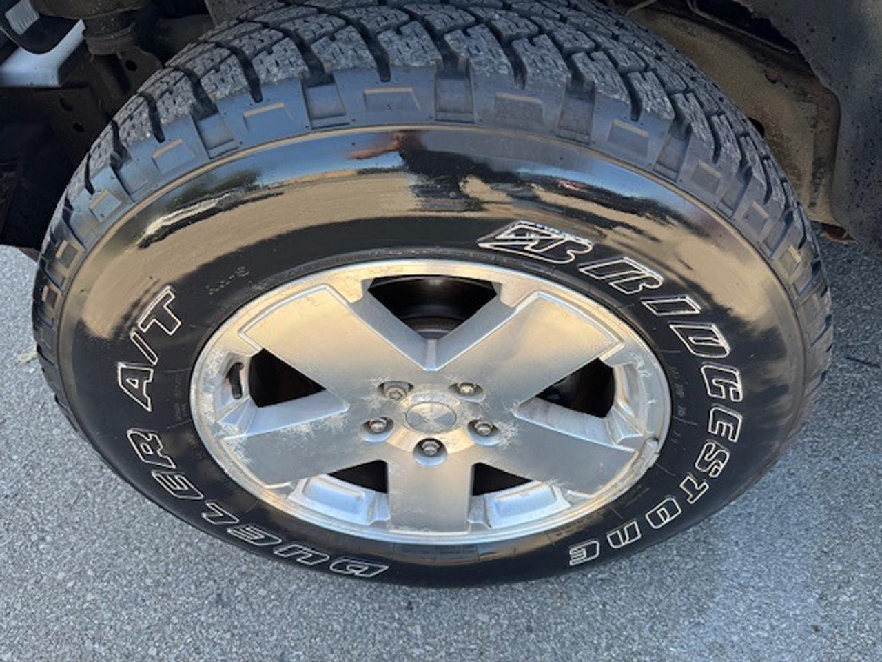 2009 Jeep Wrangler 4WD 4DR SAHARA Photo