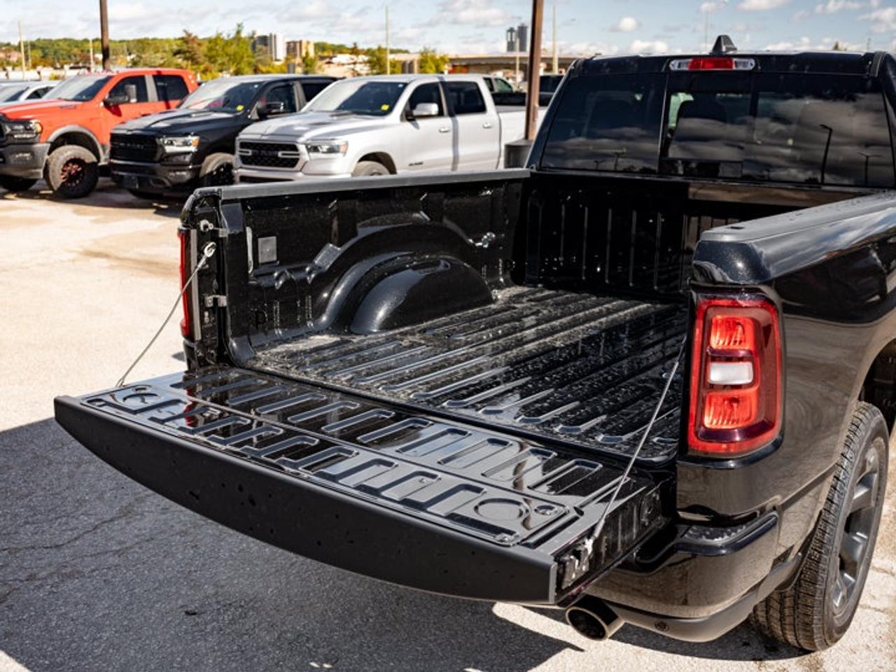 2027 RAM 1500 SPORT Photo
