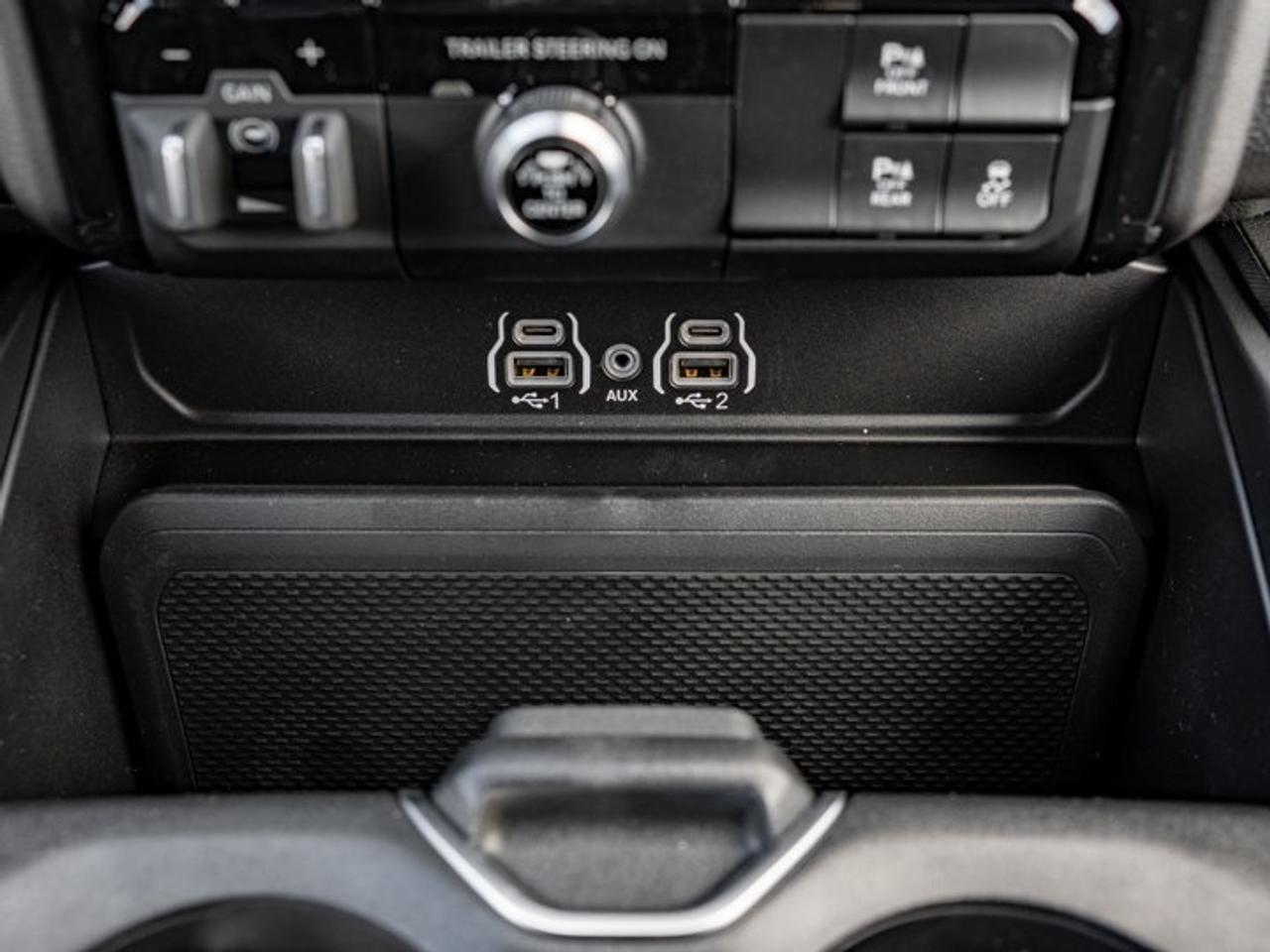 2027 RAM 1500 SPORT Photo