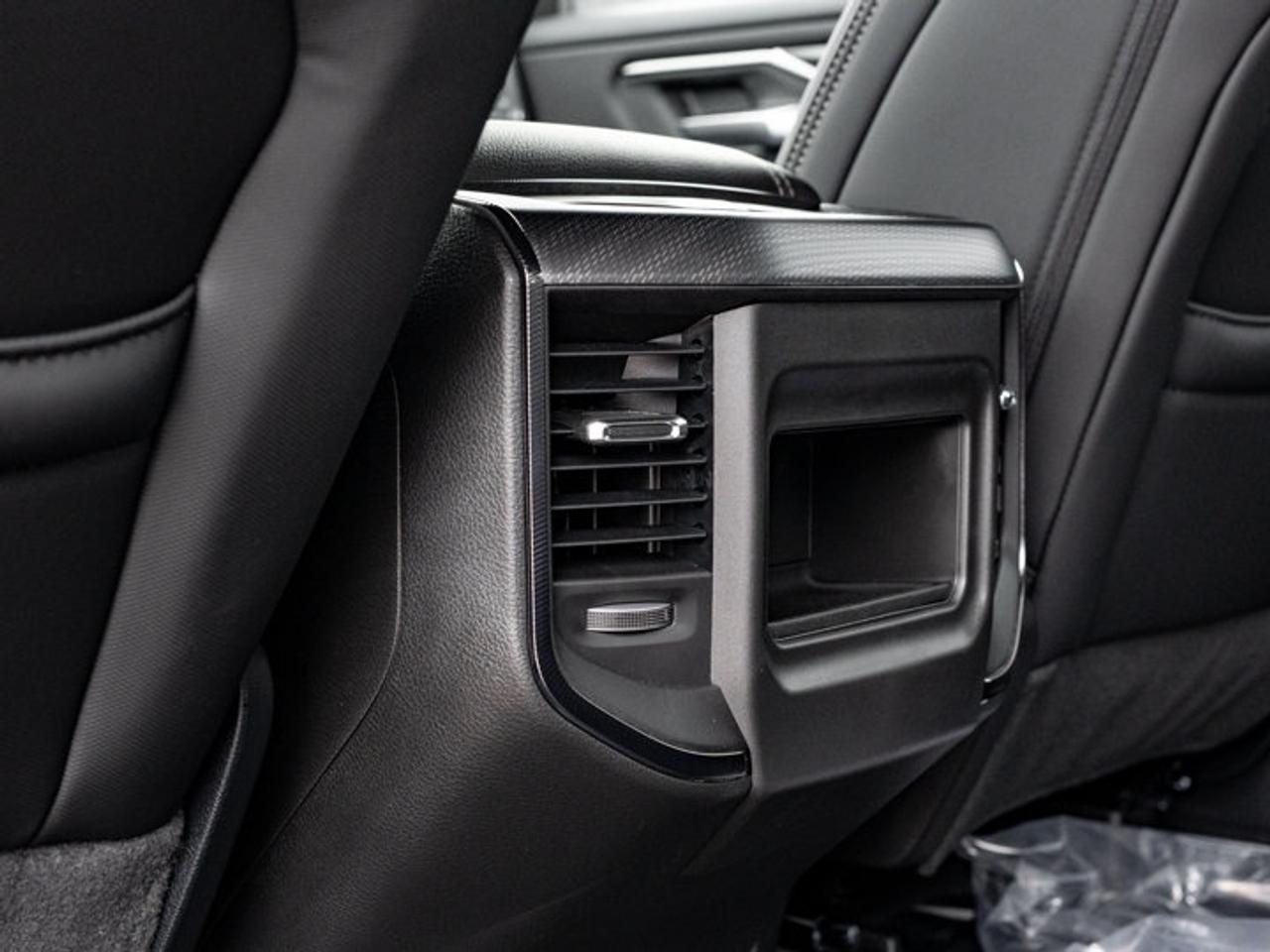 2027 RAM 1500 SPORT Photo