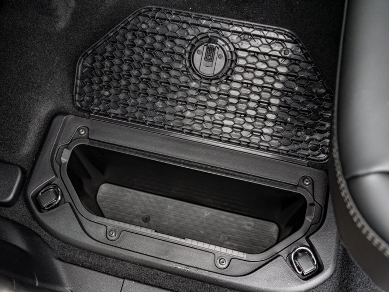 2027 RAM 1500 SPORT Photo