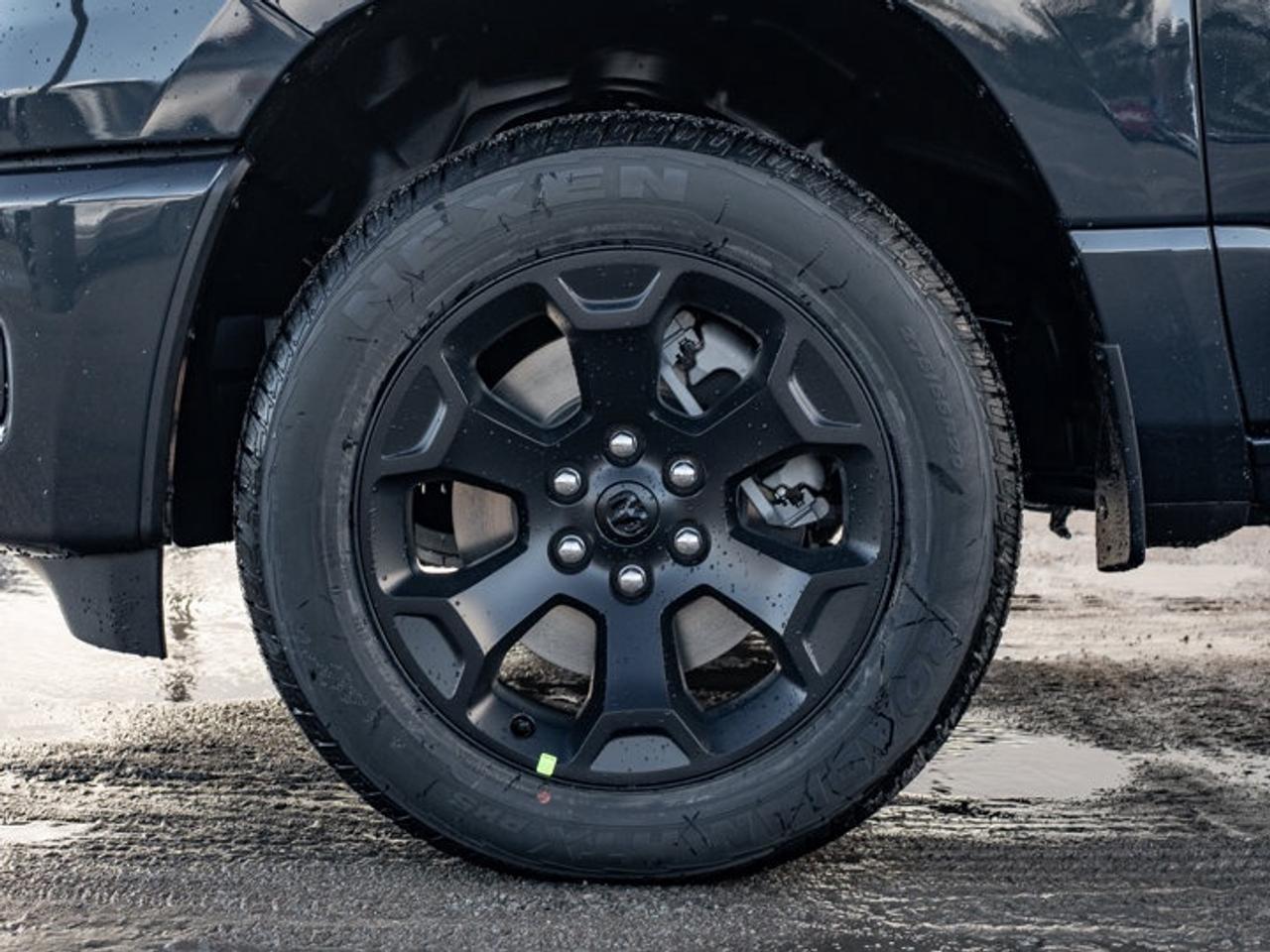 2027 RAM 1500 SPORT Photo