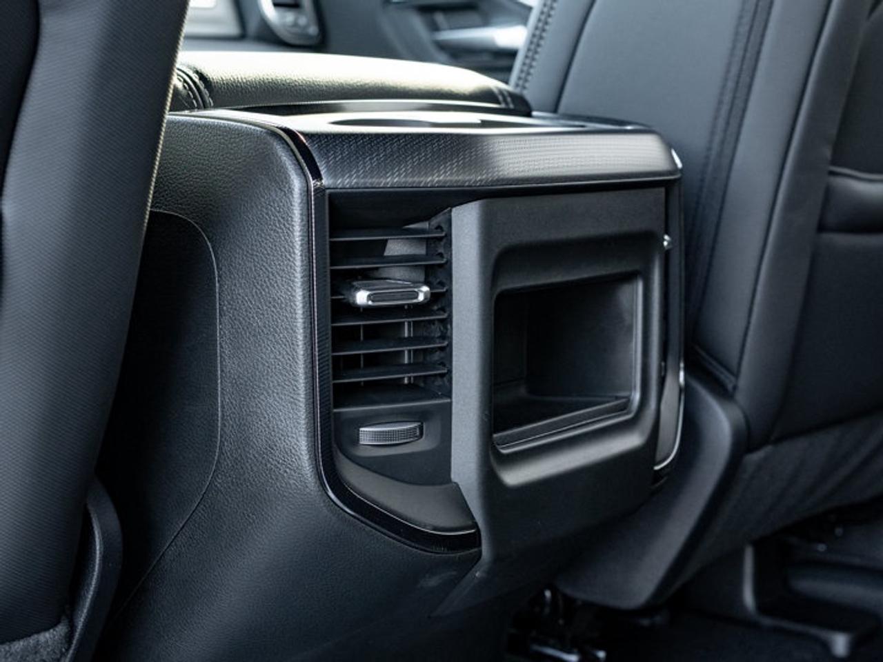 2027 RAM 1500 SPORT Photo