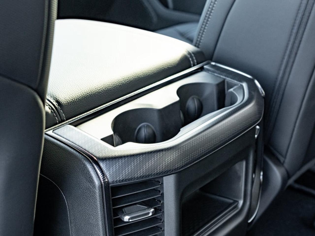 2027 RAM 1500 SPORT Photo