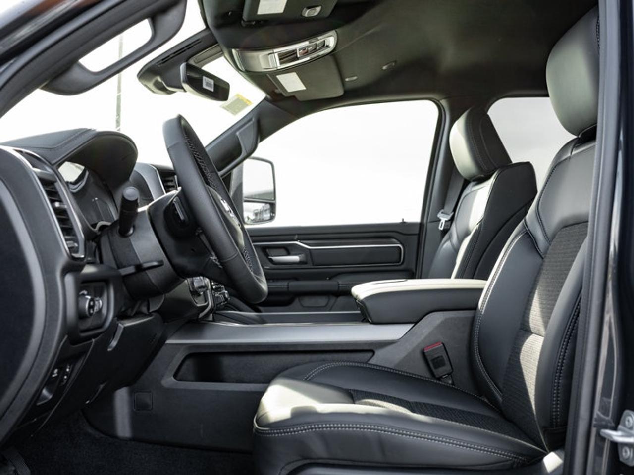 2027 RAM 1500 SPORT Photo