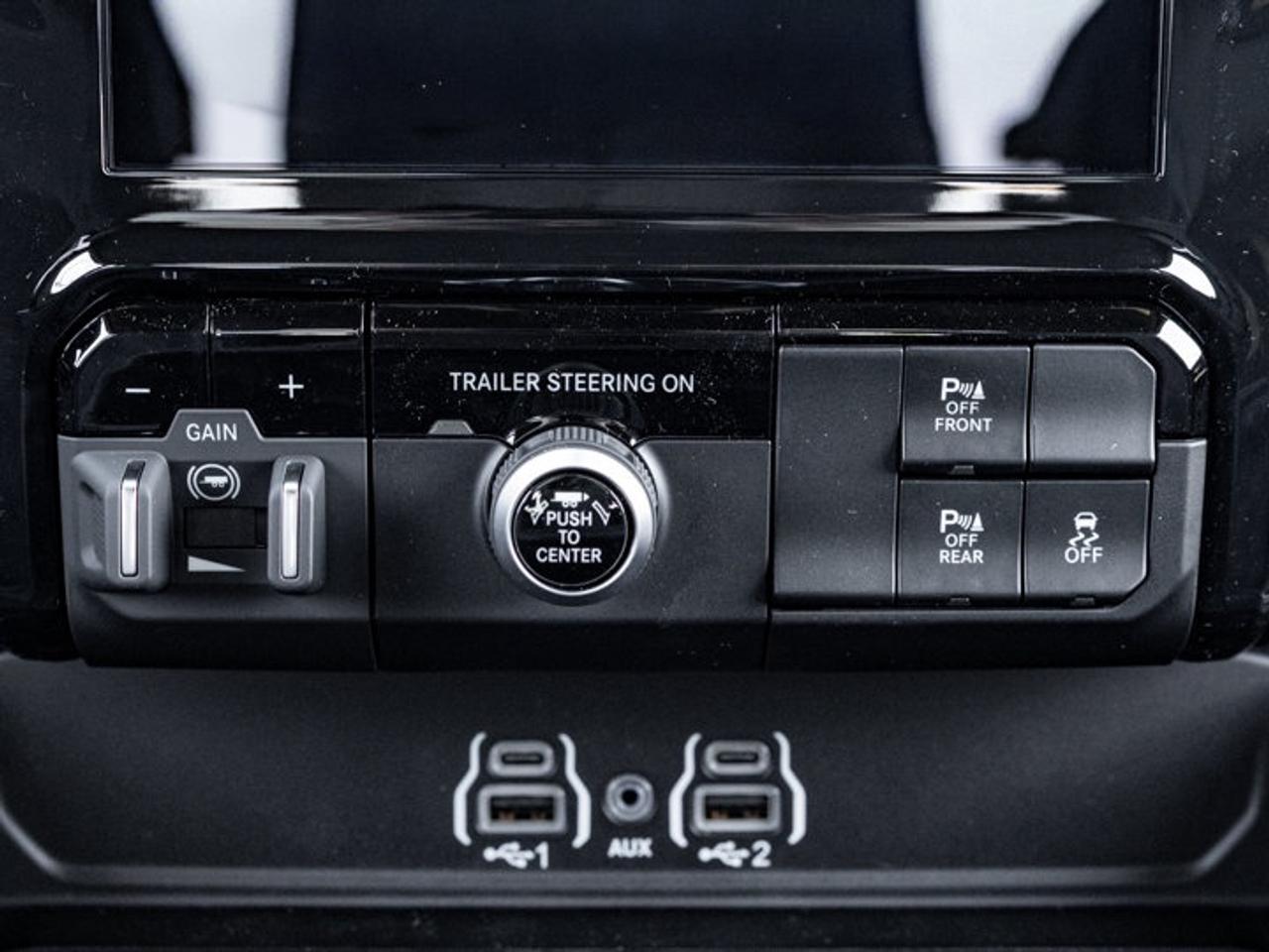 2027 RAM 1500 SPORT Photo