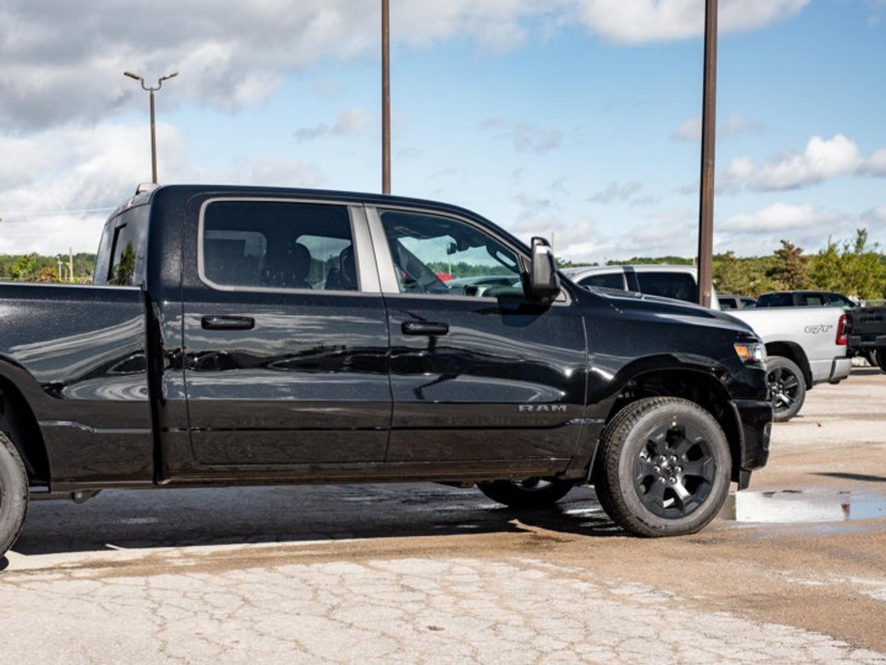 2027 RAM 1500 SPORT Photo