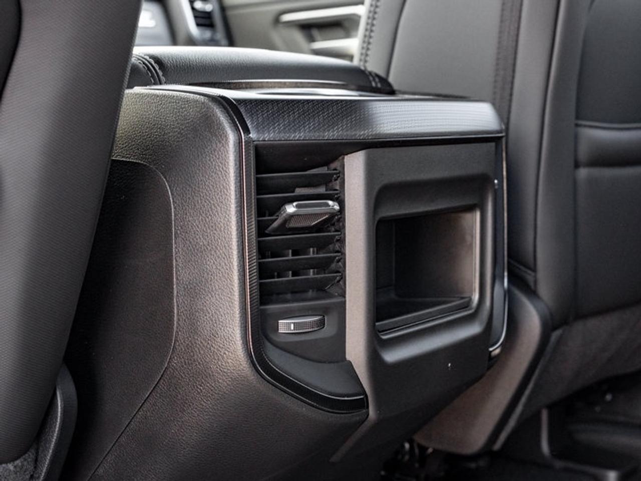2027 RAM 1500 SPORT Photo