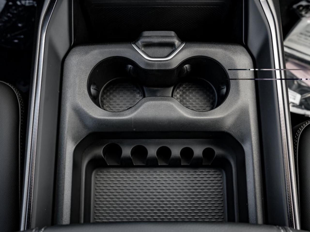 2027 RAM 1500 SPORT Photo