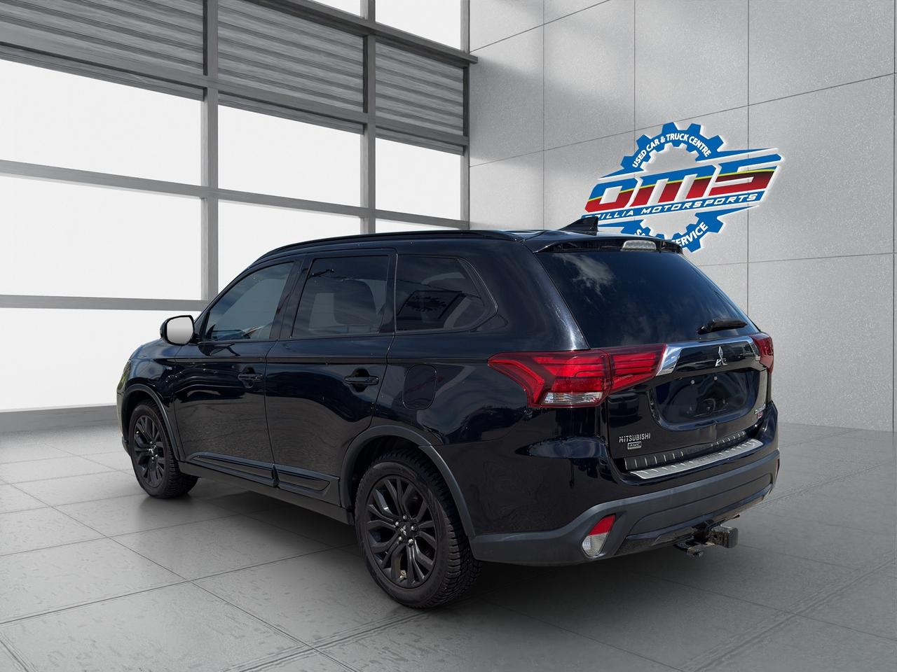 2018 Mitsubishi Outlander SE Anniversary Edition Photo3