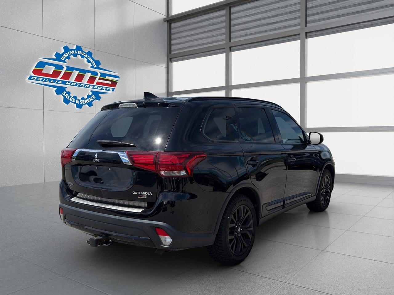 2018 Mitsubishi Outlander SE Anniversary Edition Photo