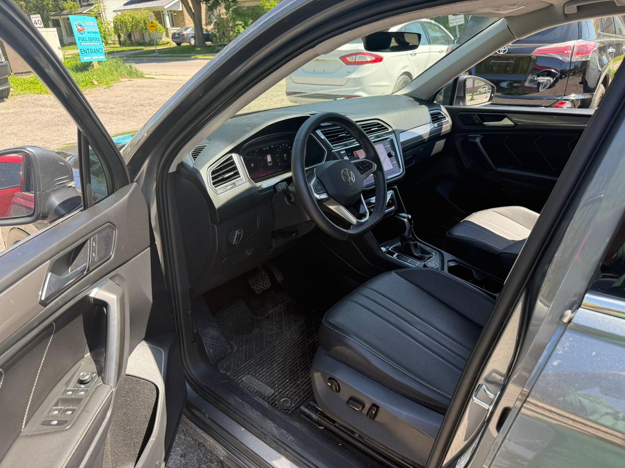 2023 Volkswagen Tiguan COMFORTLINE Photo