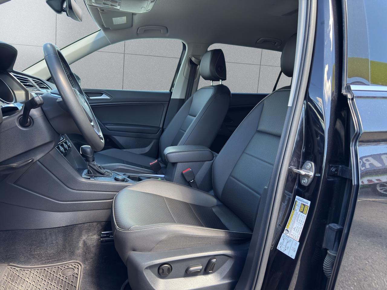 2021 Volkswagen Tiguan COMFORTLINE Photo