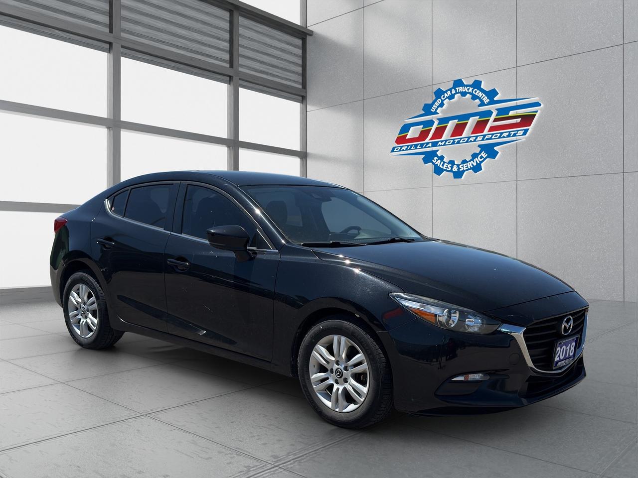 2018 Mazda MAZDA3 GS Photo