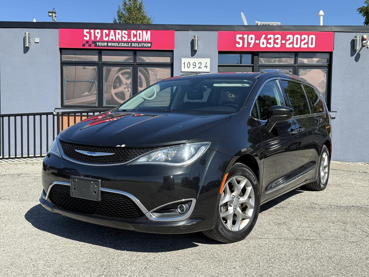 2018 Chrysler Pacifica Touring-L Plus - Photo #1