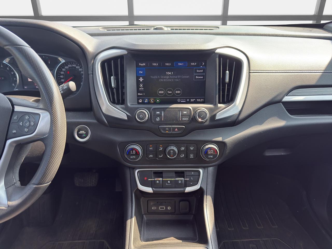 2023 GMC Terrain AWD 4DR SLE Photo