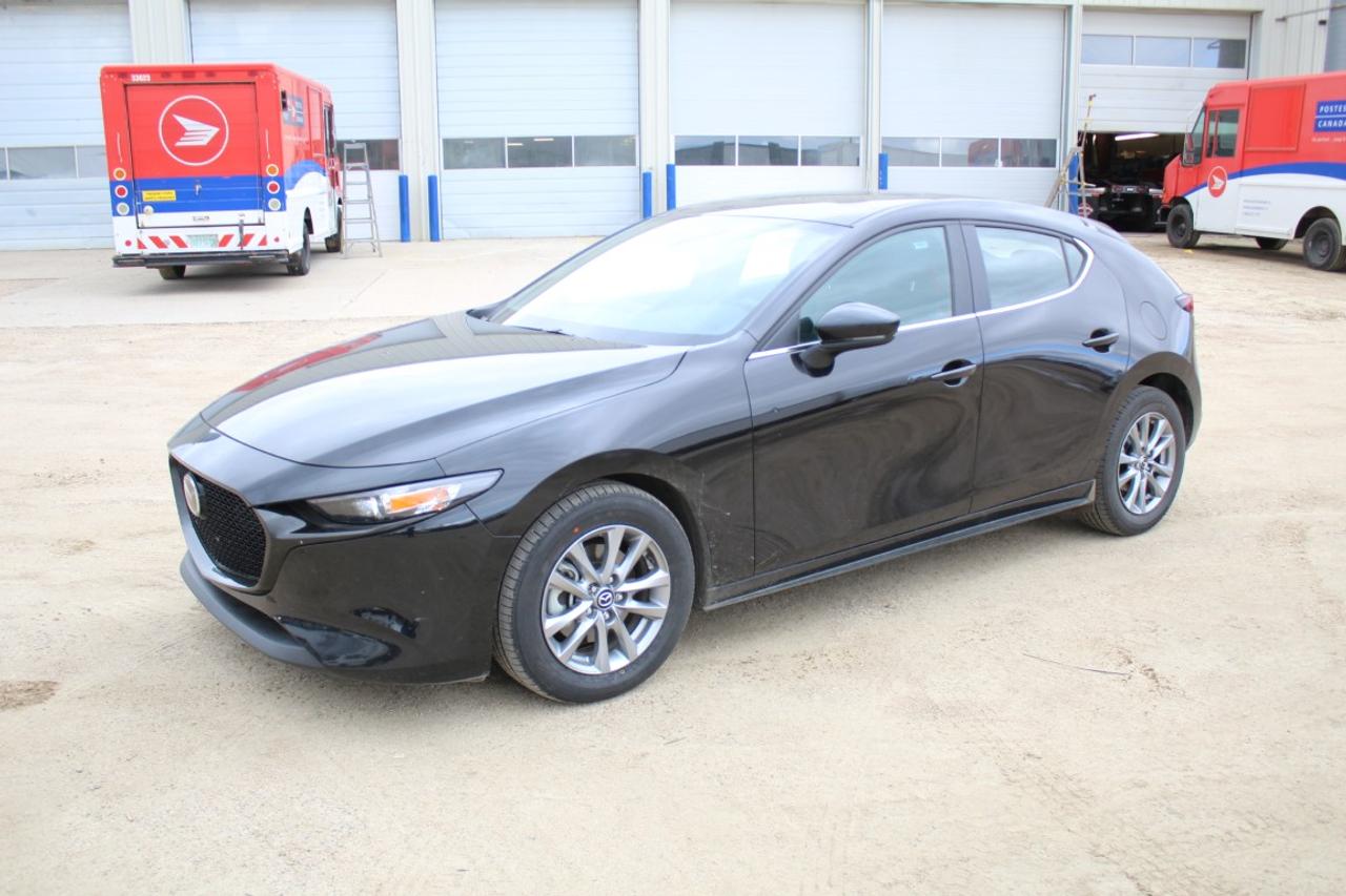 2025 Mazda MAZDA3 GS AWD w/Htd Leather, S/R, BUC - Photo #1