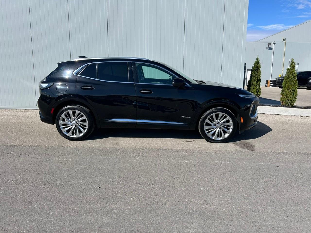 2024 Buick Envision AWD 4dr Avenir Photo4