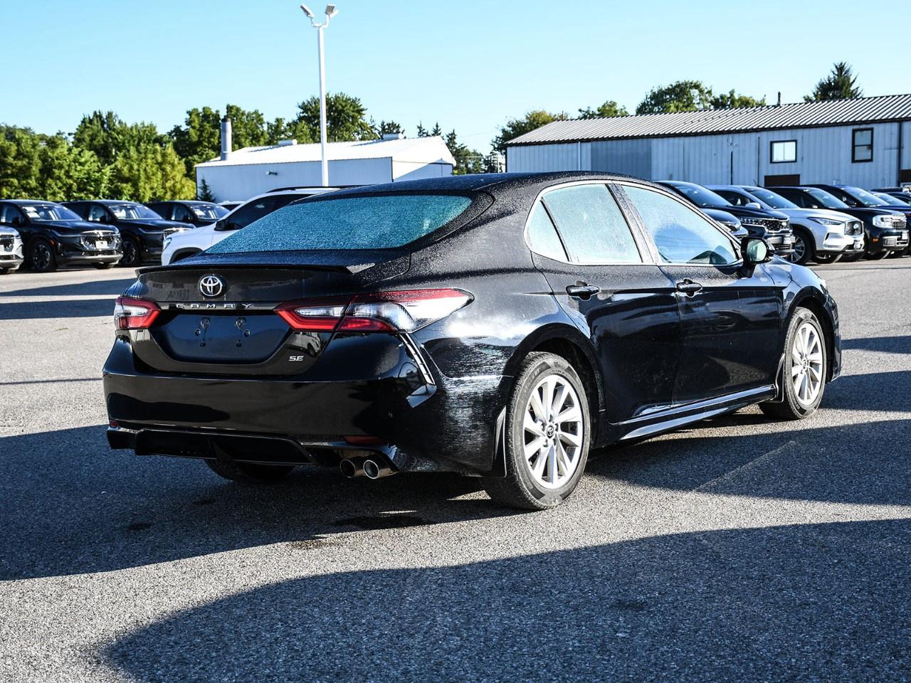 2021 Toyota Camry SE Auto Photo