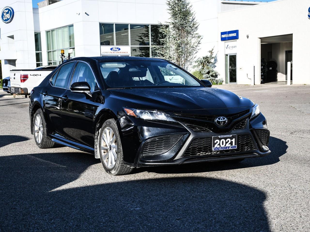 2021 Toyota Camry SE Auto Photo