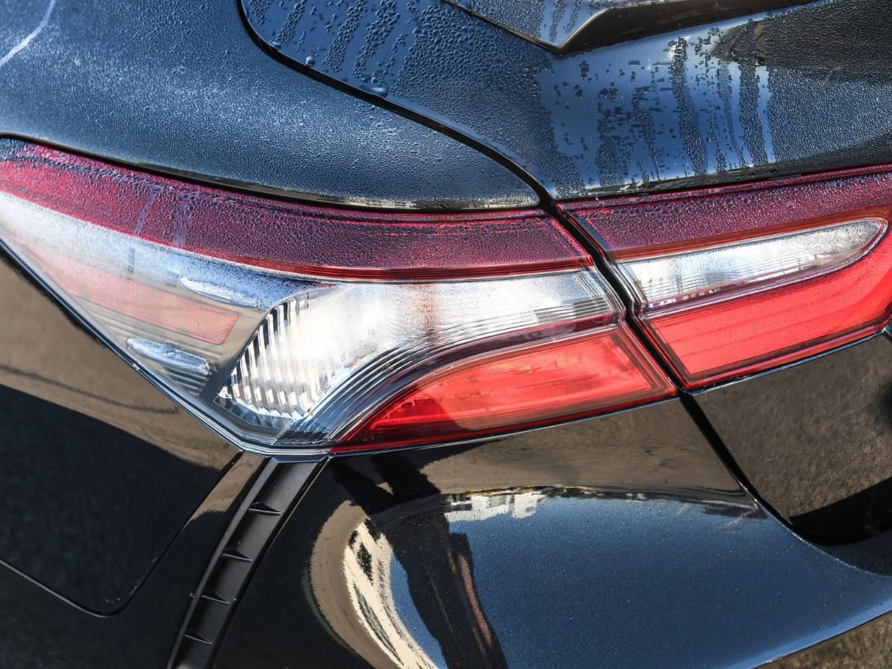 2021 Toyota Camry SE Auto Photo