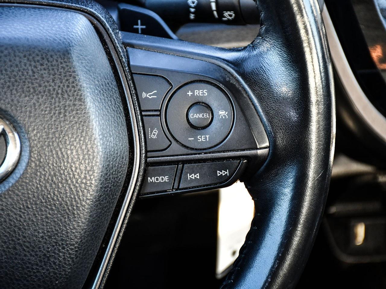 2021 Toyota Camry SE Auto Photo