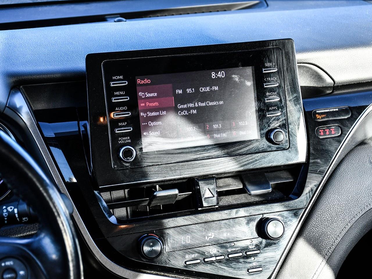 2021 Toyota Camry SE Auto Photo