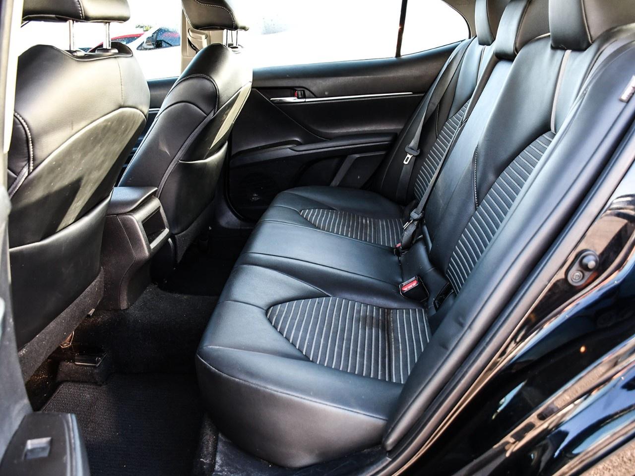 2021 Toyota Camry SE Auto Photo