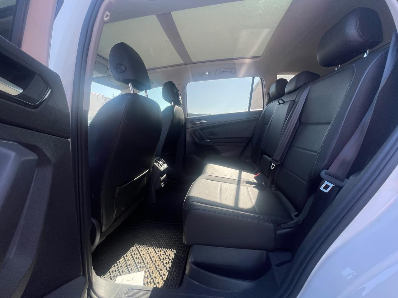 2018 Volkswagen Tiguan Comfortline| CLEAN CARFAX| NO CLAIMS| Photo