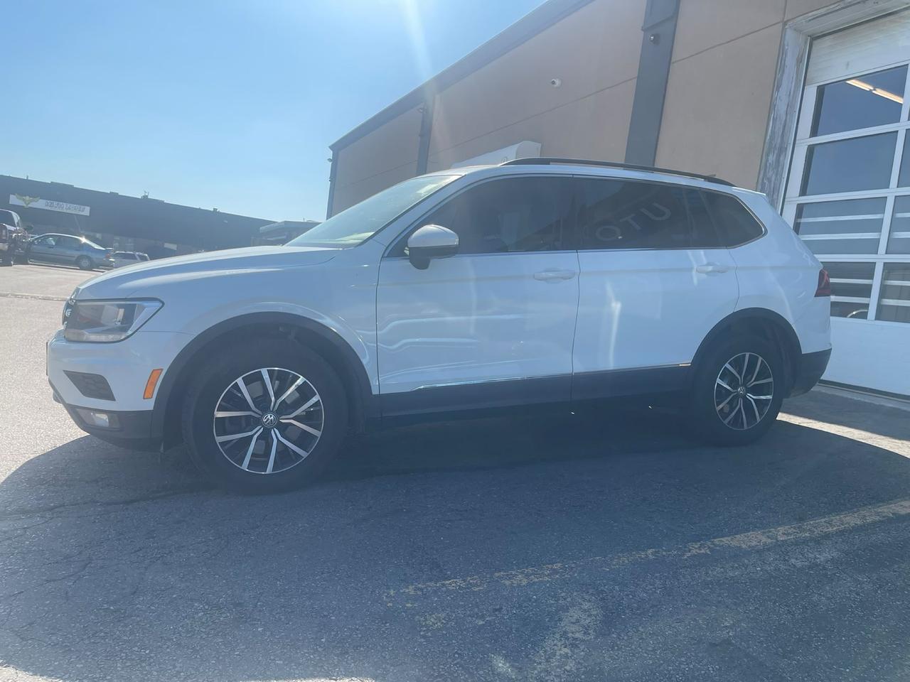 2018 Volkswagen Tiguan Comfortline| CLEAN CARFAX| NO CLAIMS| Photo
