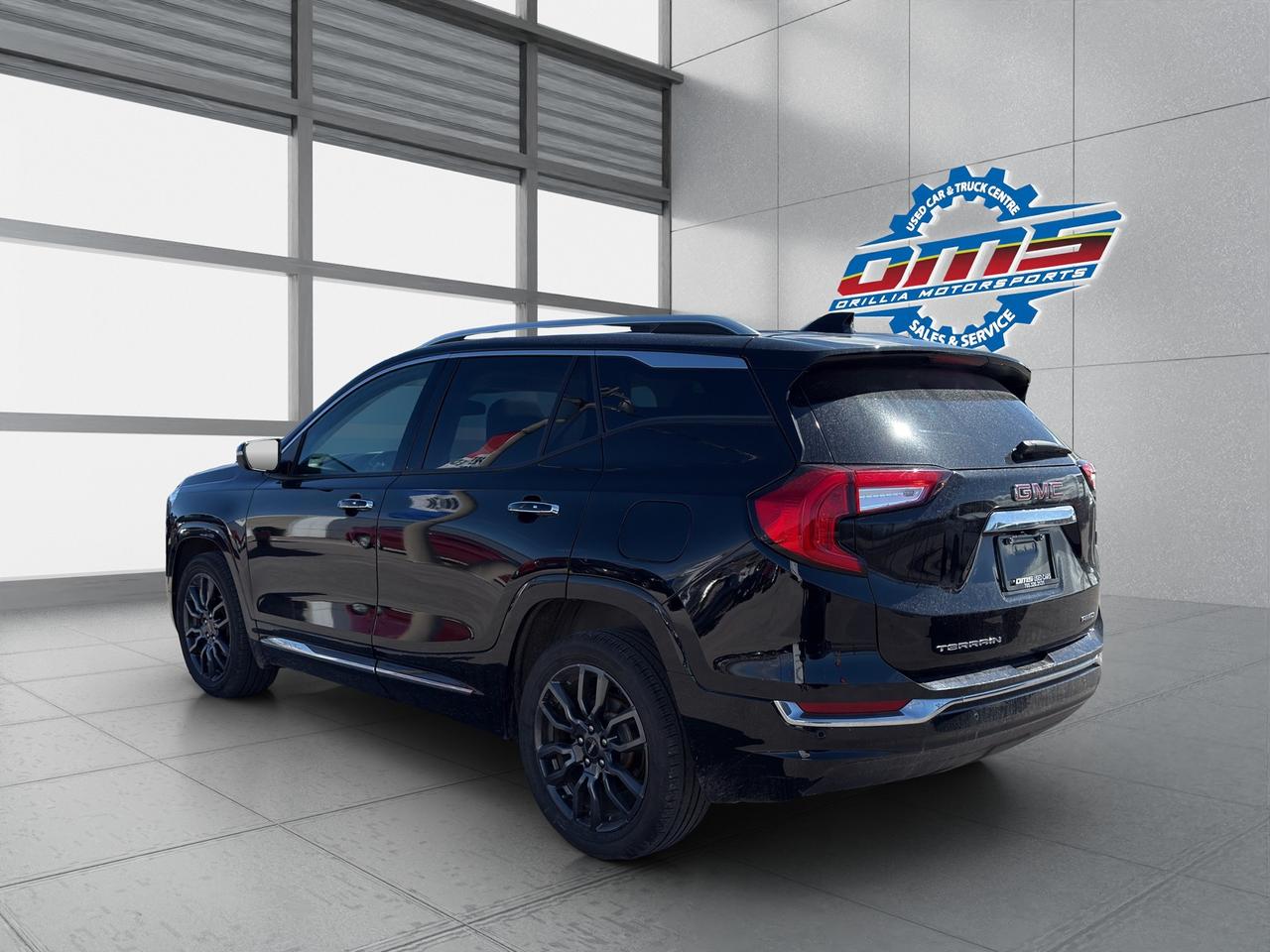 2023 GMC Terrain Awd 4dr Denali Photo3