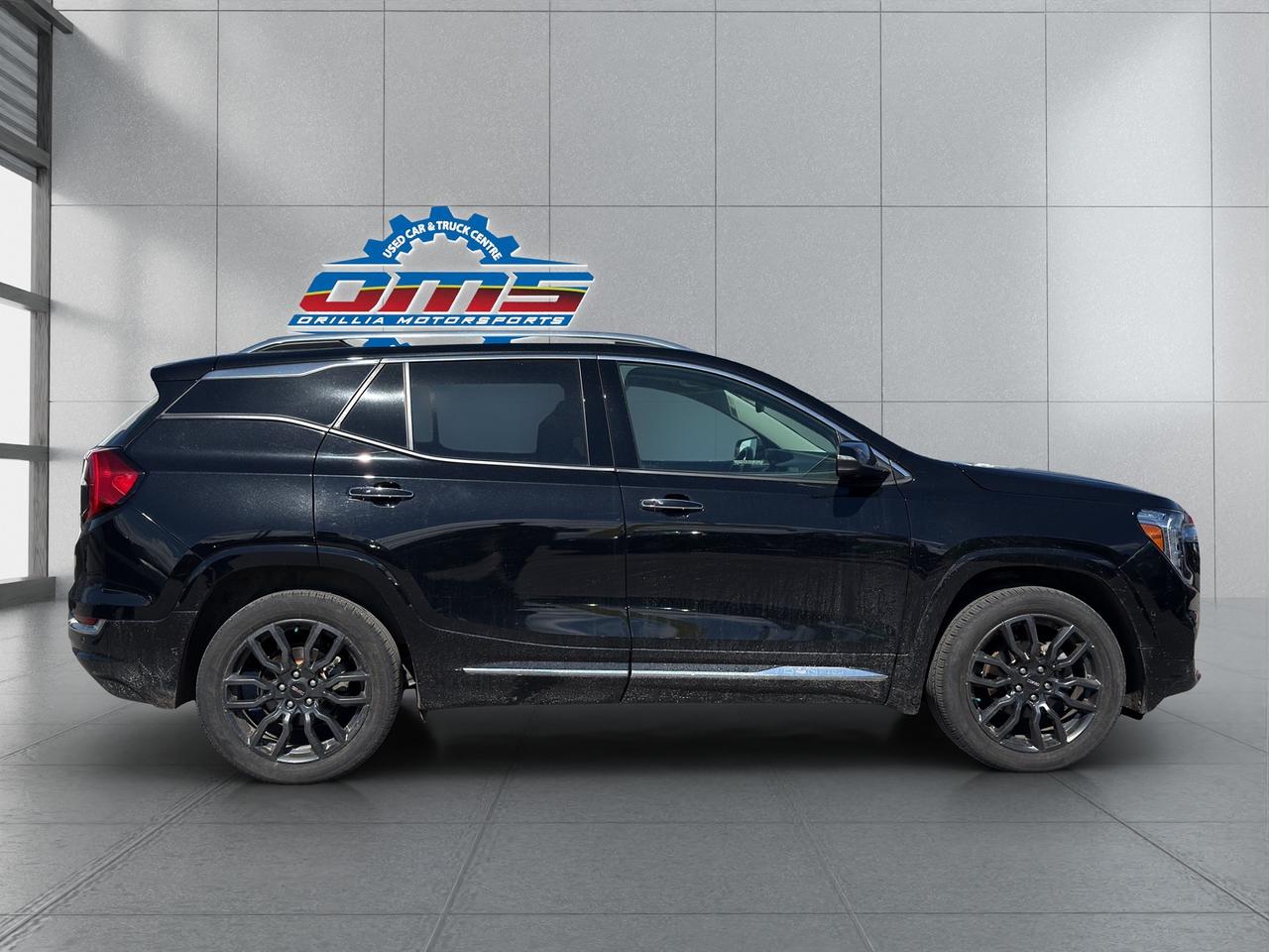 2023 GMC Terrain Awd 4dr Denali Photo