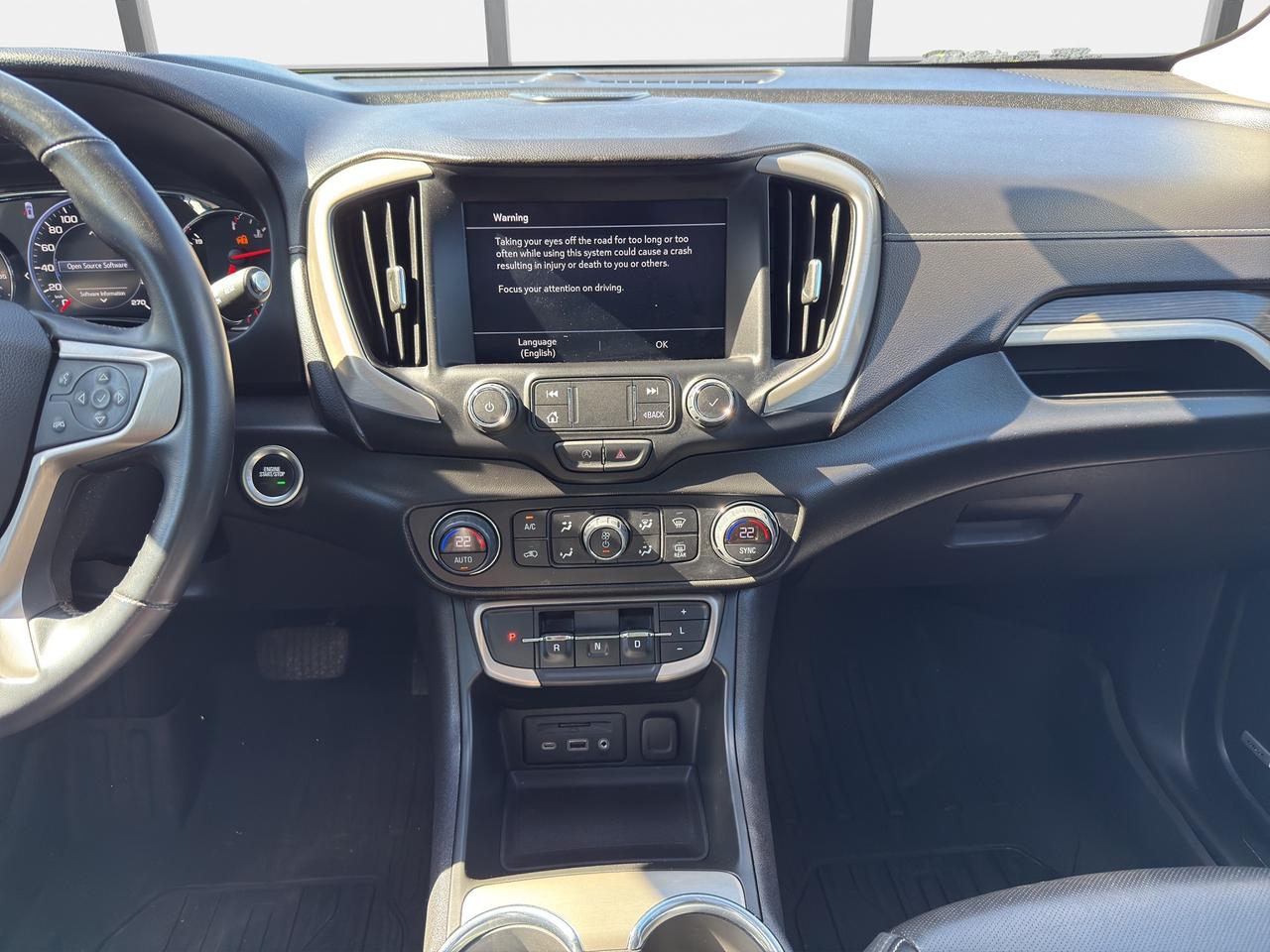 2023 GMC Terrain Awd 4dr Denali Photo