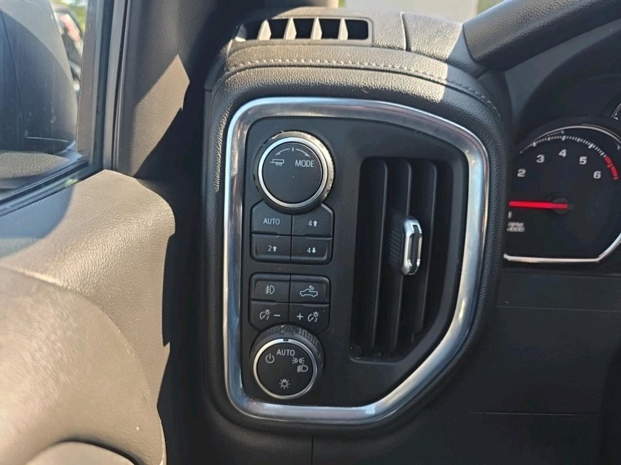 2022 Chevrolet Silverado 1500 LTD LT Trail Boss TRAIL BOSS Photo