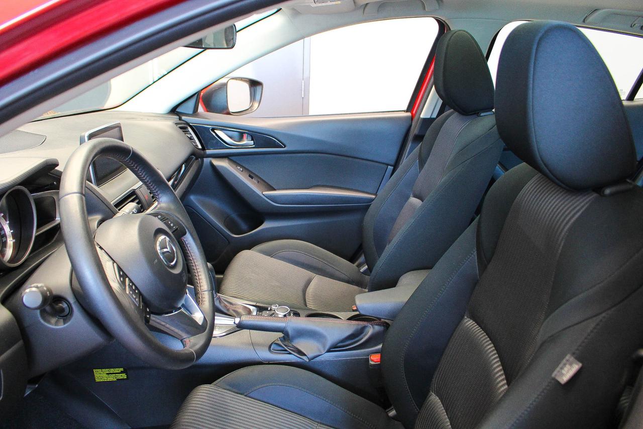 2014 Mazda MAZDA3 GS-SKY HEATED FRONT SEATS - CLOTH UPHOLSTERY - LOW KMS Photo