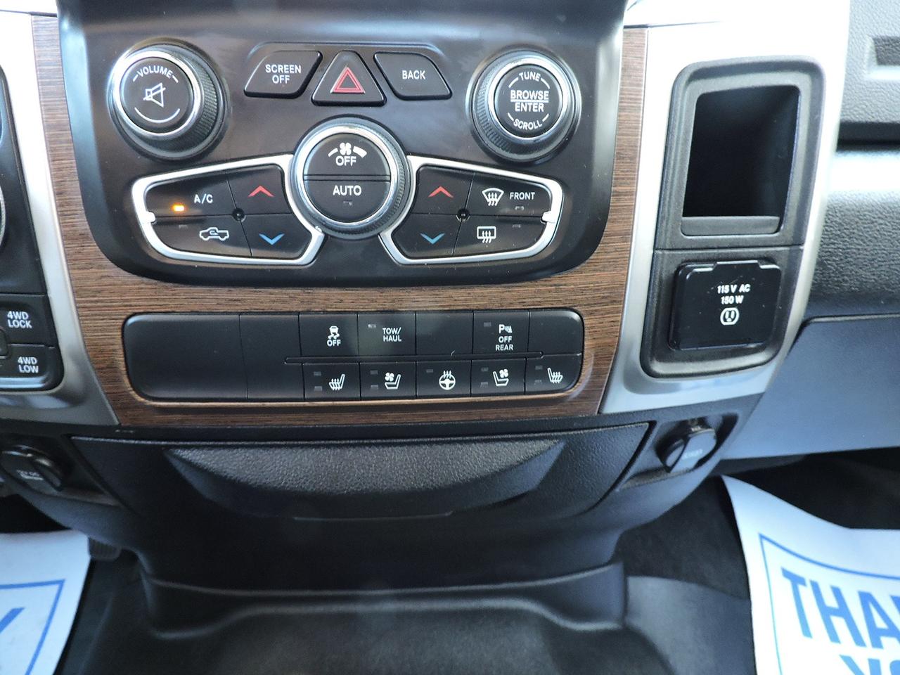 2017 RAM 1500 Laramie 5.7L Hemi 4X4 Leather Well Oiled Seats Six Photo