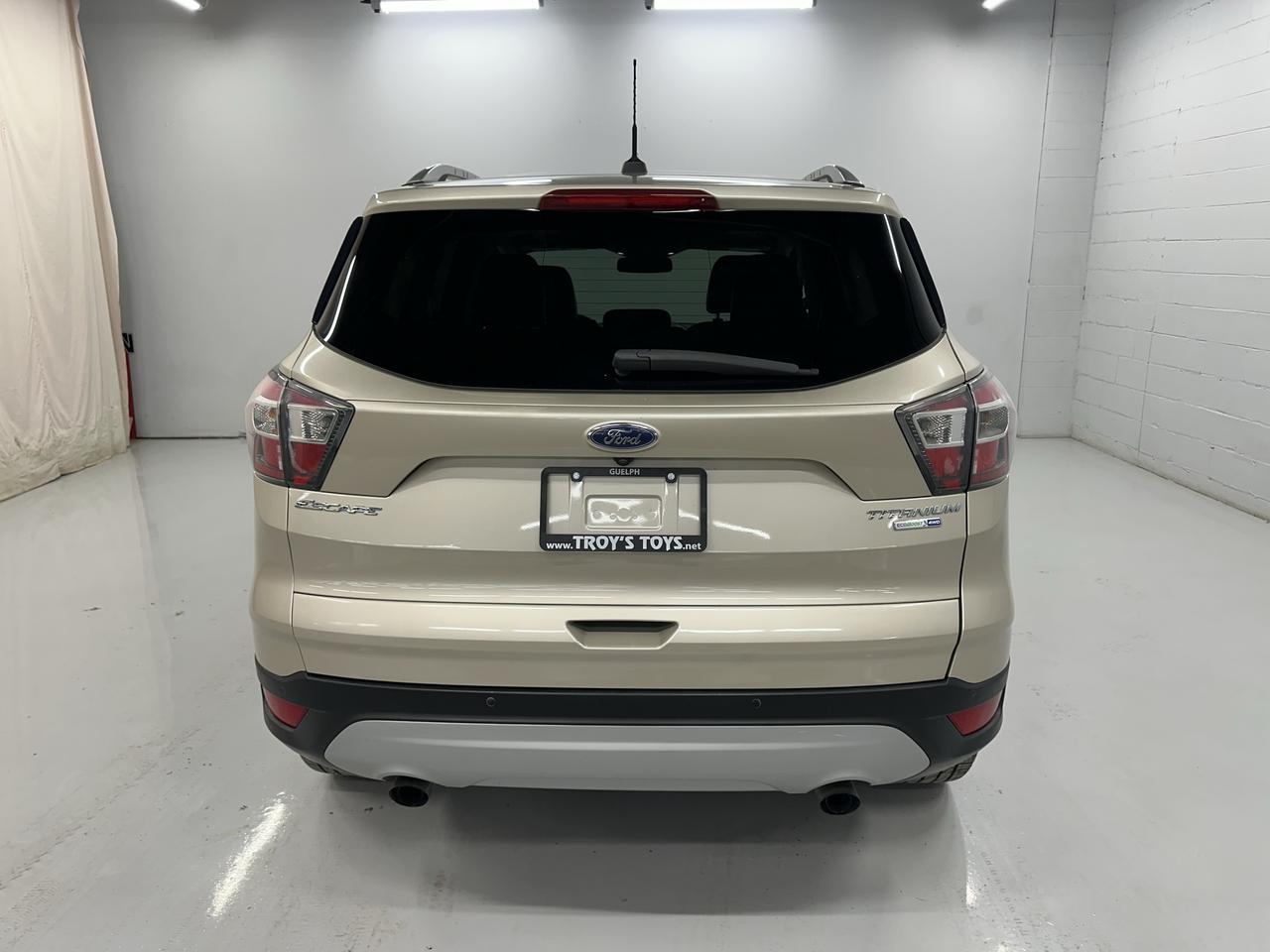 2017 Ford Escape 4WD 4DR TITANIUM Photo5